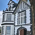 Otel Royal Valentia Knights Town