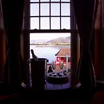 Royal Valentia Hotel Hotel Knights Town