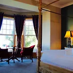 Royal Valentia Hotel Knights Town