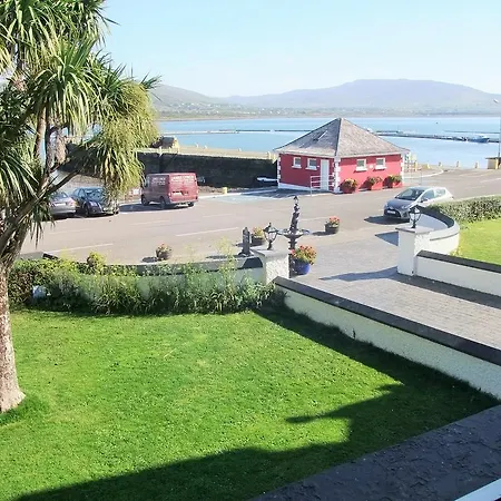 Royal Valentia Knights Town
