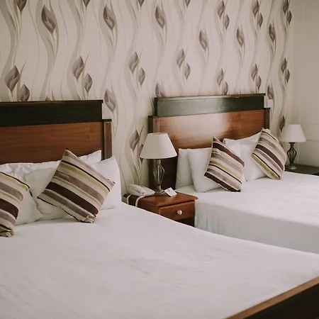 Royal Valentia Hotel 3*