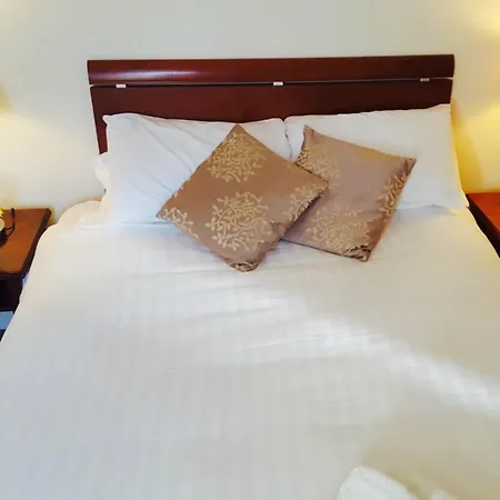 Royal Valentia Otel 3*