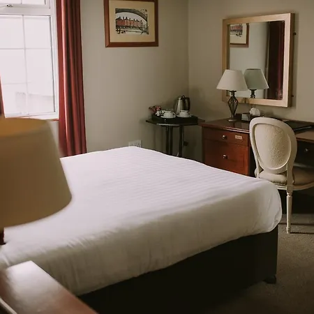 Royal Valentia Hotel