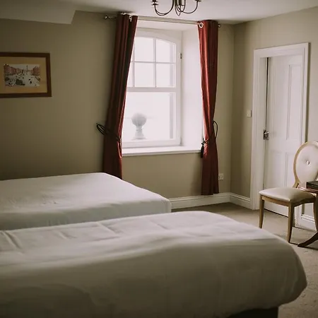 Royal Valentia Otel Knights Town