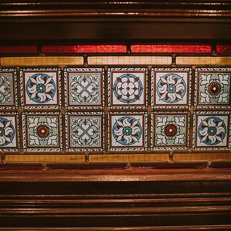 Royal Valentia Hotel Knights Town