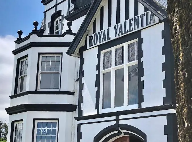Отель Royal Valentia Hotel Knights Town