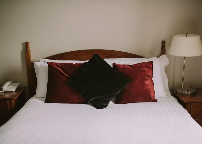 Royal Valentia Hotel 3* Knights Town