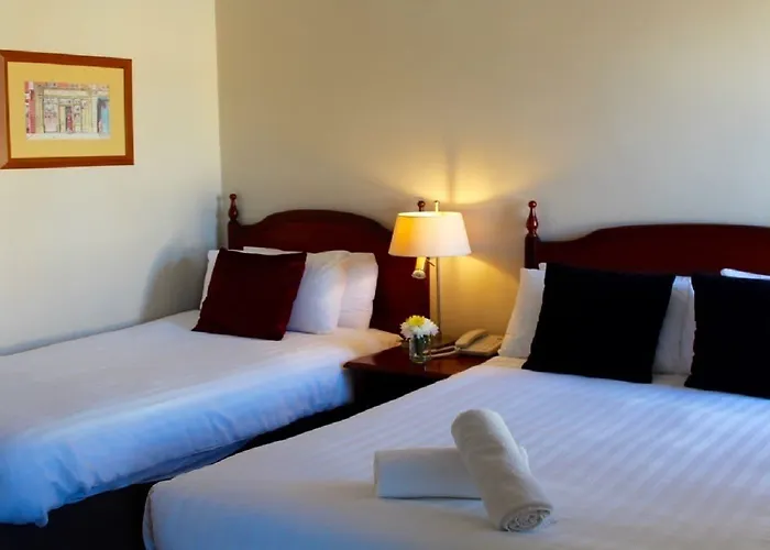 Royal Valentia Hotel 3* Knights Town