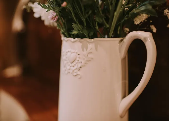 Royal Valentia Hotel Отель 3*