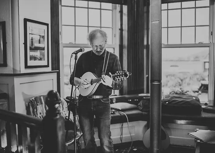 Royal Valentia Hotel Knights Town