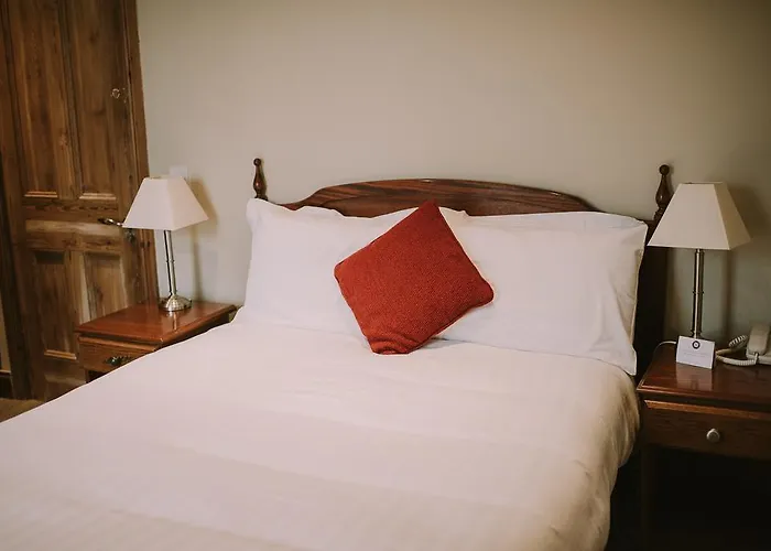 Royal Valentia Hotel Knights Town